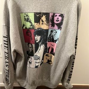 Large eras quarterzip sweater